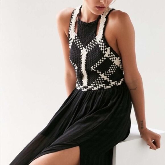 Urban Outfitters Pins & Needles Black Woven Bodice Maxi Dress - Picture 5 of 7
